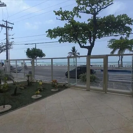 Apartamento Alto padrão de Frente para o mar-3